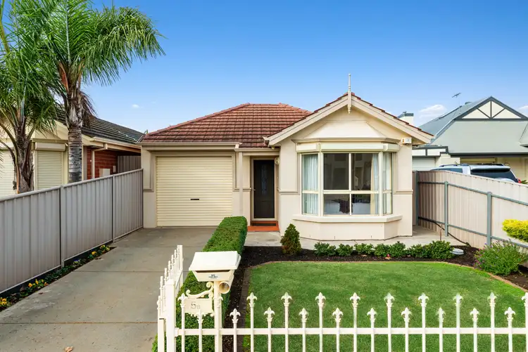5b Gould Street, Flinders Park SA 5025