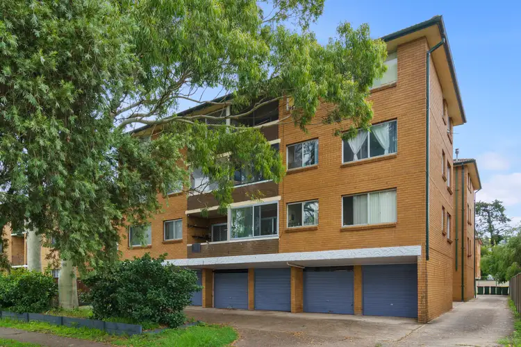 8/7 Hart Street, Warwick Farm NSW 2170