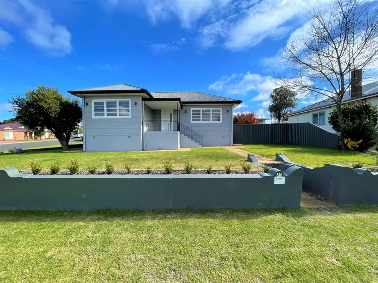 63 Murringo Street, Young NSW 2594