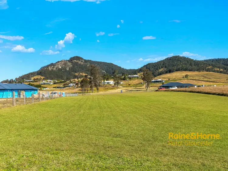 4 Moppy Close, Gloucester NSW 2422