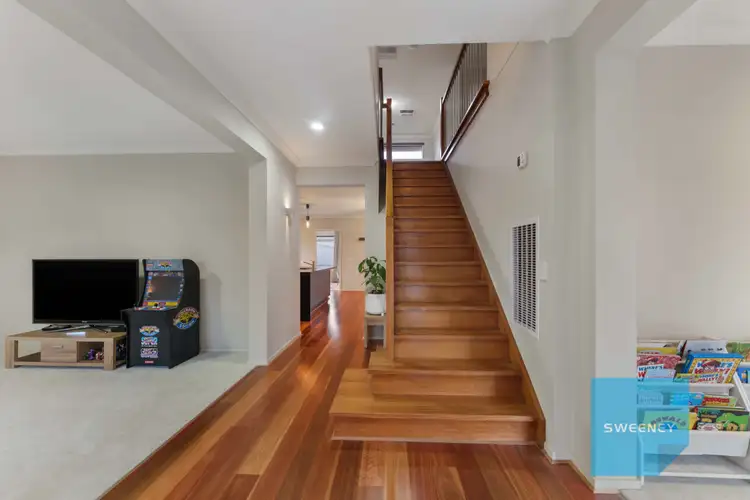 Second view of Homely house listing, 17 Como Avenue, Burnside Heights VIC 3023