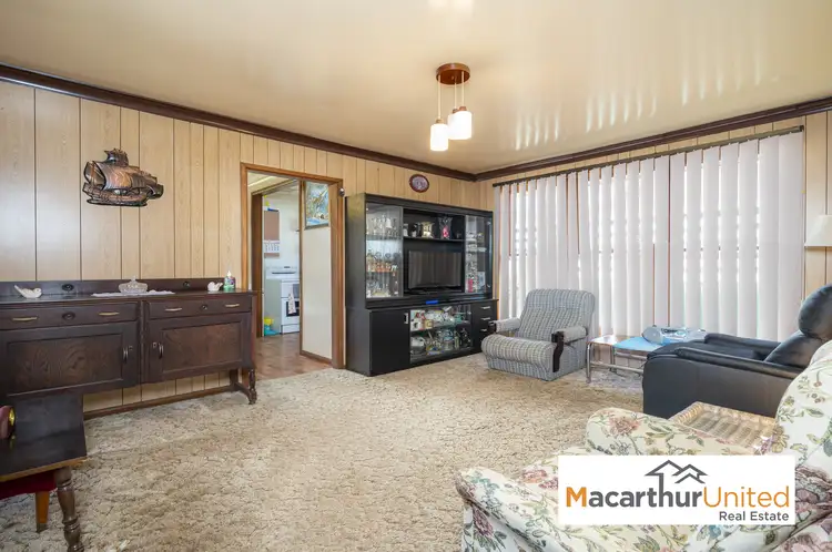 Second view of Homely house listing, 86 Carrington Circuit, Leumeah NSW 2560