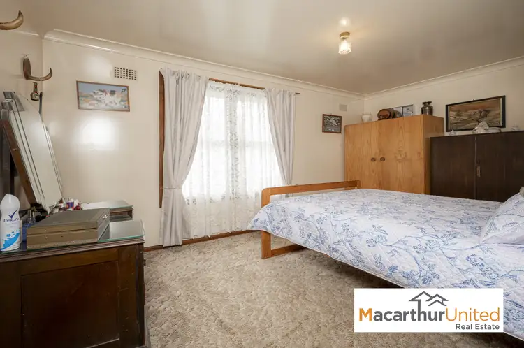 Fifth view of Homely house listing, 86 Carrington Circuit, Leumeah NSW 2560