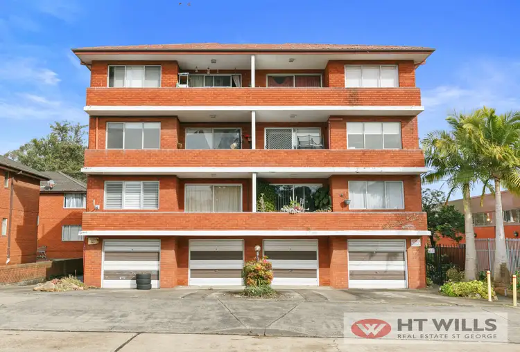 8/228-230 Haldon Street, Lakemba NSW 2195