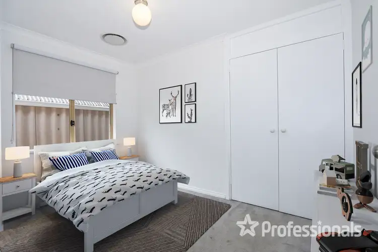 Fifth view of Homely house listing, 15 Pondana Mews, Ballajura WA 6066