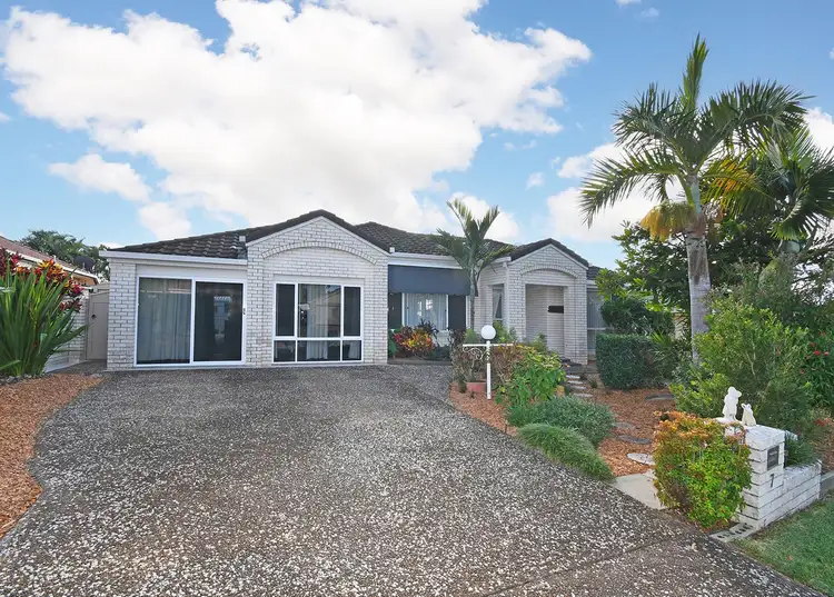 7 Parisi Court, Urraween QLD 4655