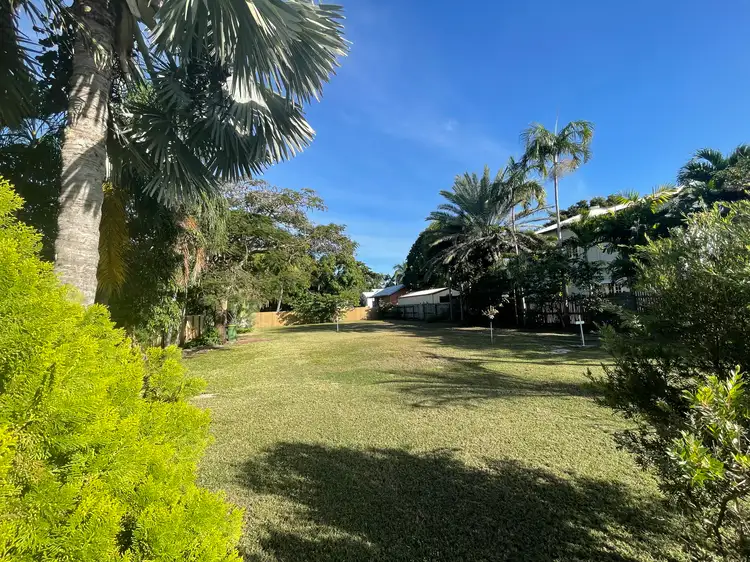 72 Eleventh Avenue, Railway Estate QLD 4810