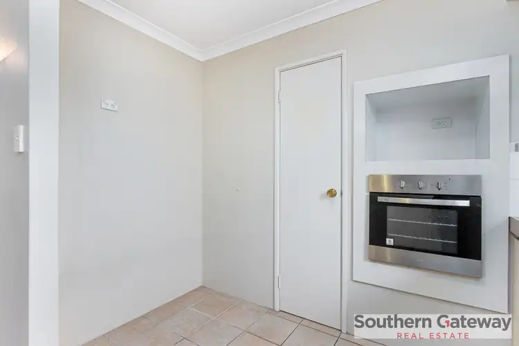 Seventh view of Homely house listing, 5 Dalrymple Drive, Leda WA 6170