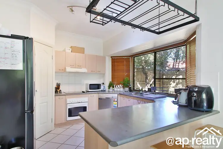 11 Simpson Way, Forest Lake QLD 4078