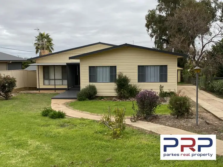 23 Reid Street, Parkes NSW 2870