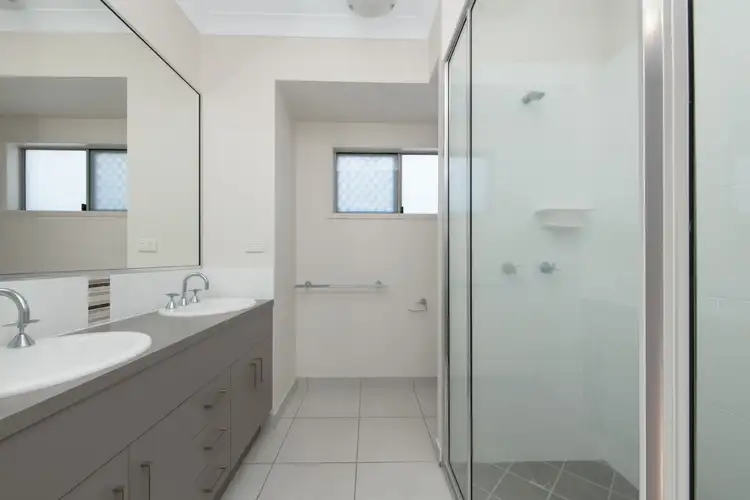 Seventh view of Homely house listing, 10 BARRATONIA WAY, Mount Low QLD 4818