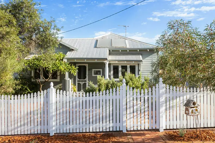 4 Crowther Street, Bayswater WA 6053
