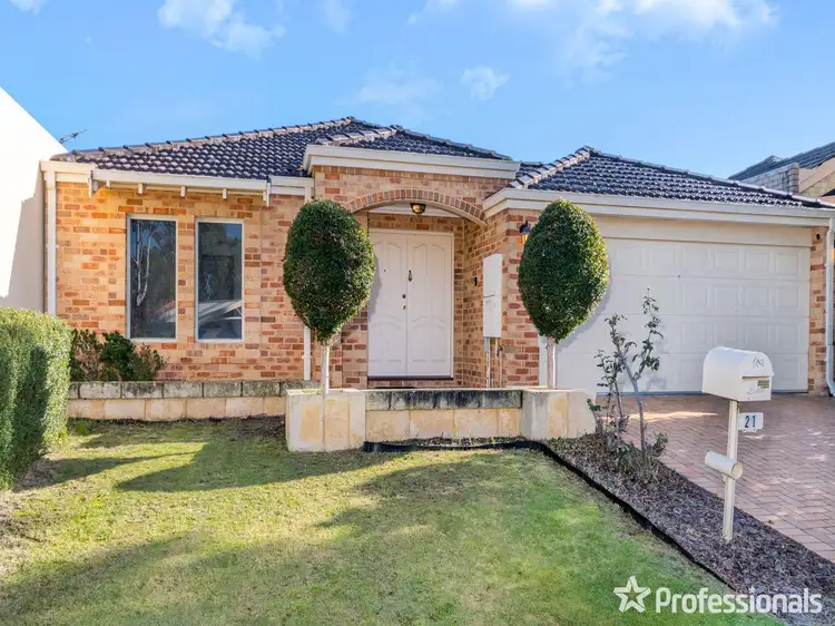 Second view of Homely house listing, 21 Eton Court, Bentley WA 6102