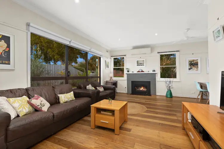 Second view of Homely house listing, 5 Wembley Avenue, Cheltenham VIC 3192