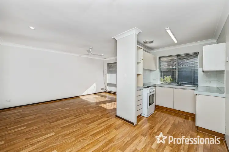 Fifth view of Homely unit listing, 6/13 Hastings Street, Scarborough WA 6019