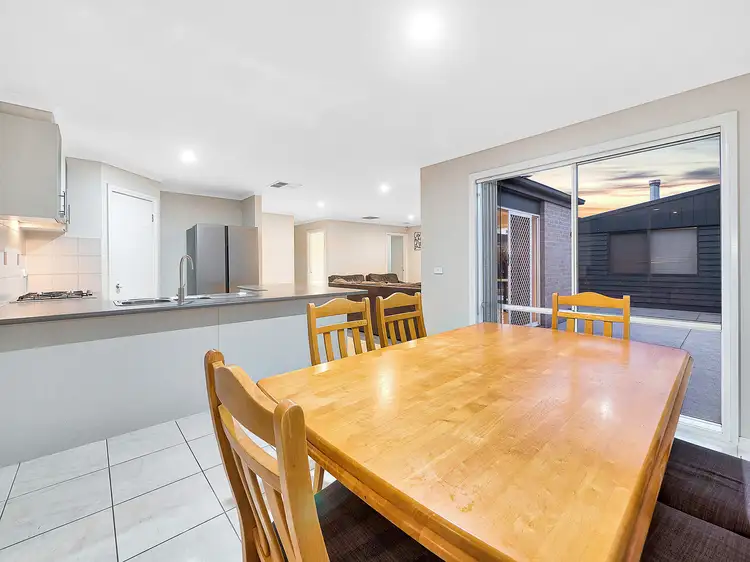 Fifth view of Homely house listing, 10 Merion Vista, Cranbourne VIC 3977