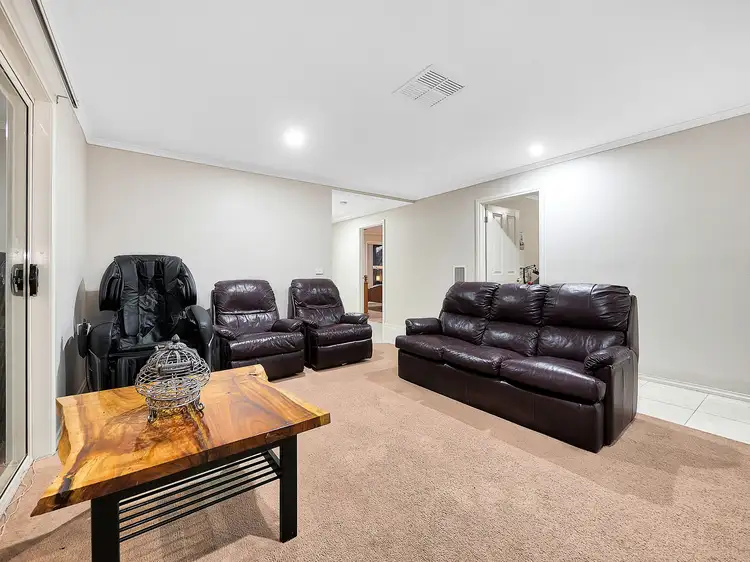 Sixth view of Homely house listing, 10 Merion Vista, Cranbourne VIC 3977