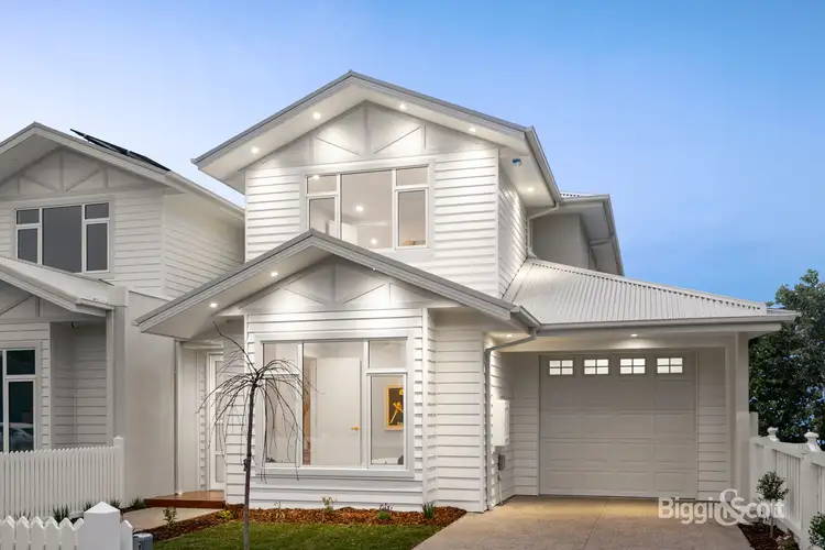 86 Paxton Street, South Kingsville VIC 3015