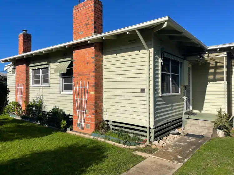 56 William Street North