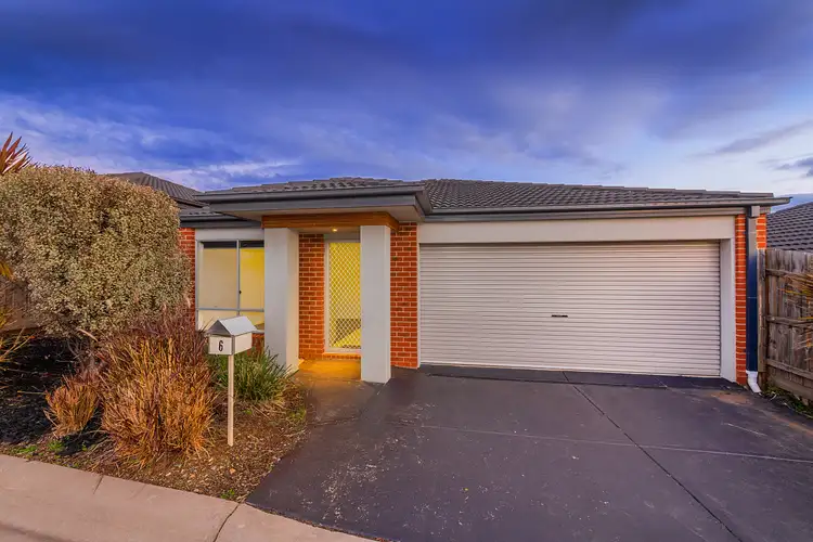 Third view of Homely unit listing, 6/11 Hawk Avenue, Pakenham VIC 3810