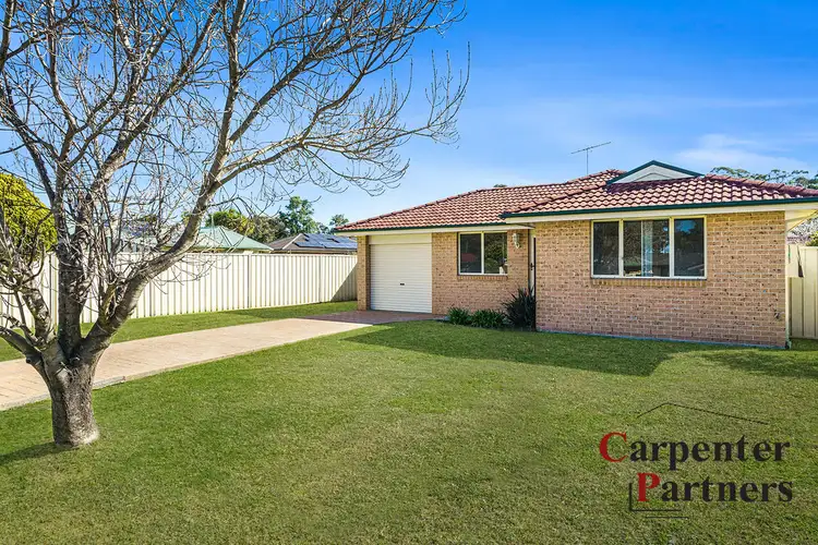 1/5 Madigan Grove, Thirlmere NSW 2572