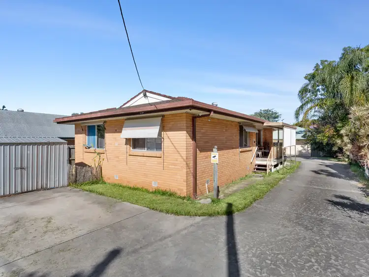 10 Dennis Street, Caboolture QLD 4510