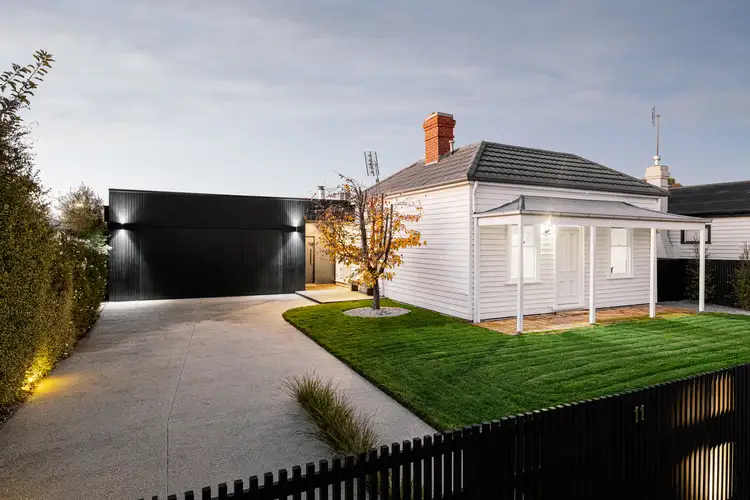 11 Bowen Street, Kyneton VIC 3444