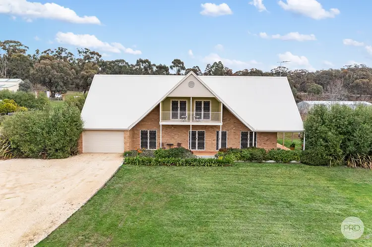 547 Pyrenees Highway, Chewton VIC 3451