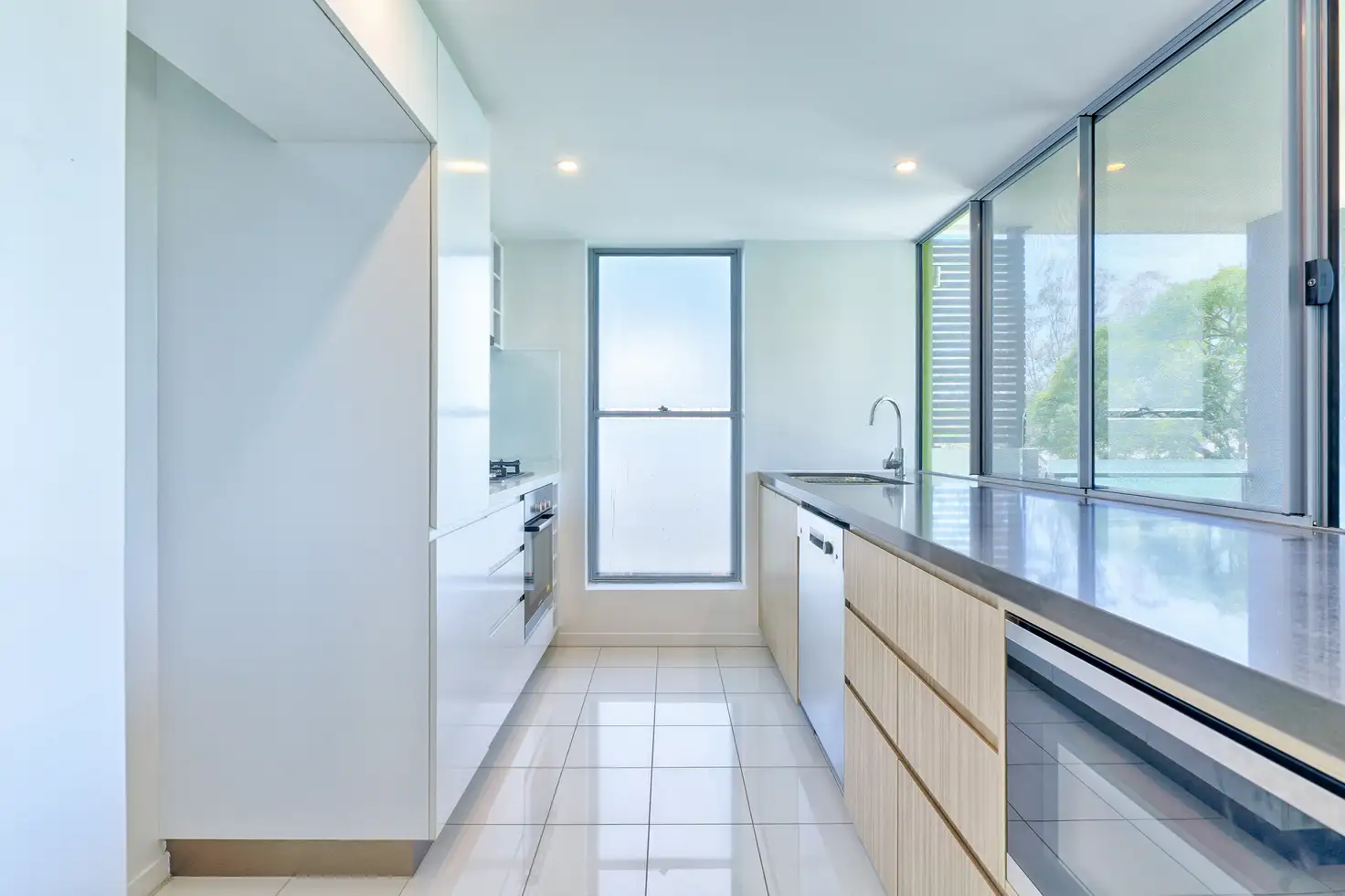Main view of Homely unit listing, 8/33 Sundridge Street, Taringa QLD 4068