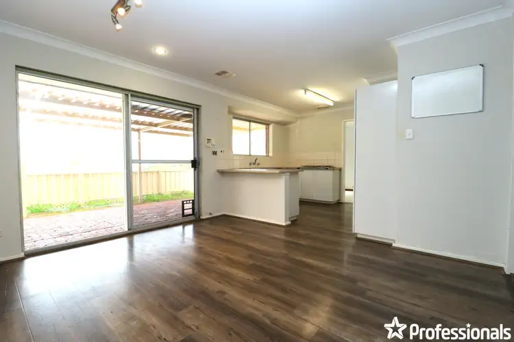 Sixth view of Homely house listing, 33 Carawatha Avenue, Mount Nasura WA 6112