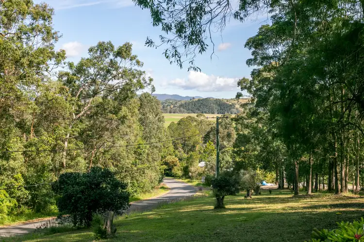 7 Hovea Road, Carters Ridge QLD 4563