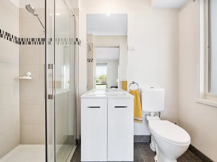 Sixth view of Homely house listing, 37 Huon Park Road, Cranbourne North VIC 3977