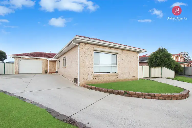 14 Dahlia Place, Prestons NSW 2170