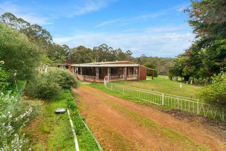 1805 Martin Road, Mundaring WA 6073