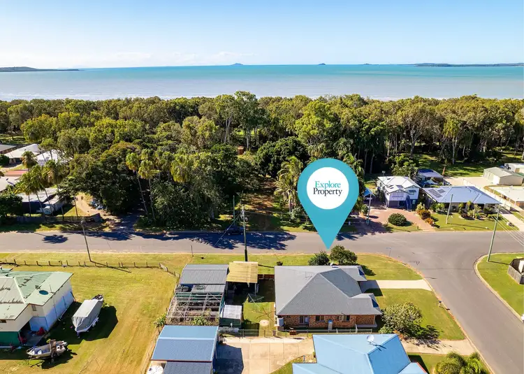 2 Crescent Street, Armstrong Beach QLD 4737