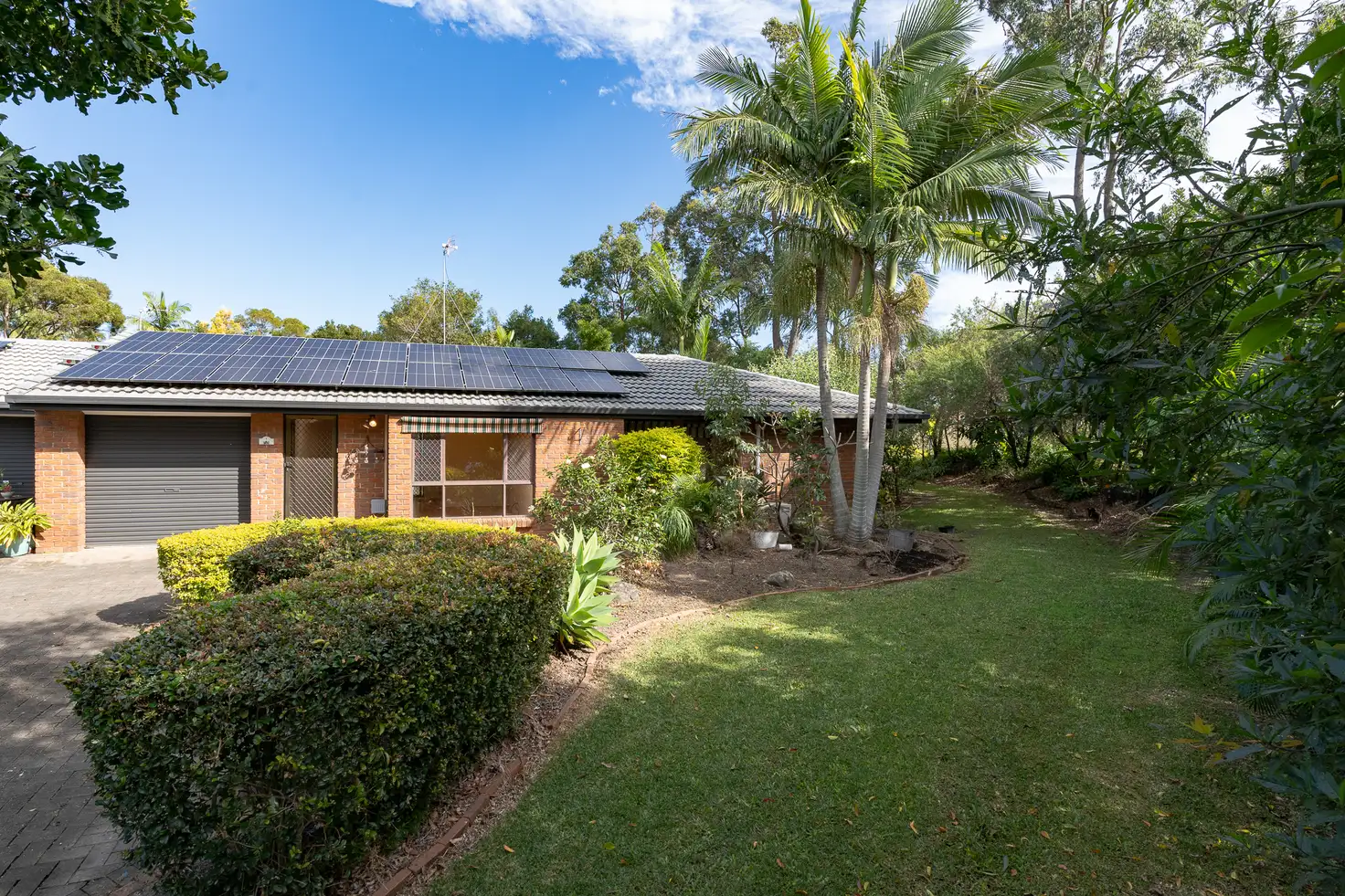 Main view of Homely townhouse listing, 1/5 Cottesloe Drive, Robina QLD 4226