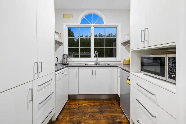 Fifth view of Homely house listing, 5 Dartmouth Court, Caroline Springs VIC 3023
