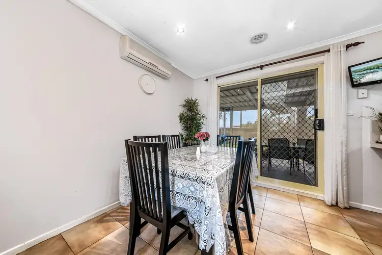 Fifth view of Homely house listing, 5 Daryl Court, Hampton Park VIC 3976