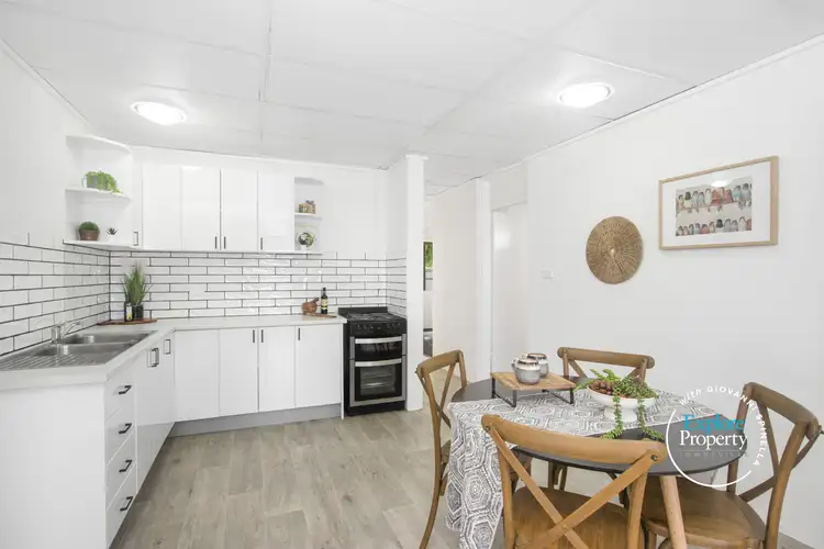 2/13 Mathiesen Street, Cranbrook QLD 4814