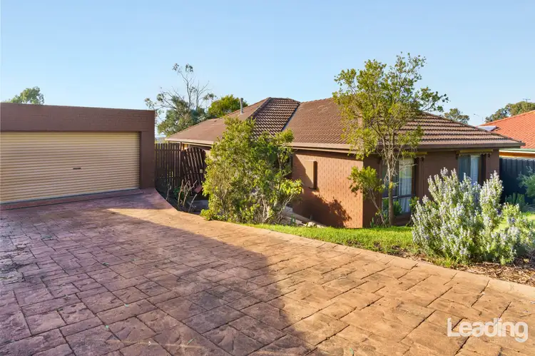 51 Dyson Drive, Sunbury VIC 3429