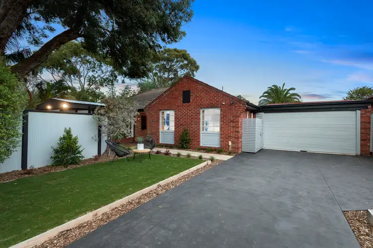 Second view of Homely unit listing, 2/26 Glebe Avenue, Cheltenham VIC 3192