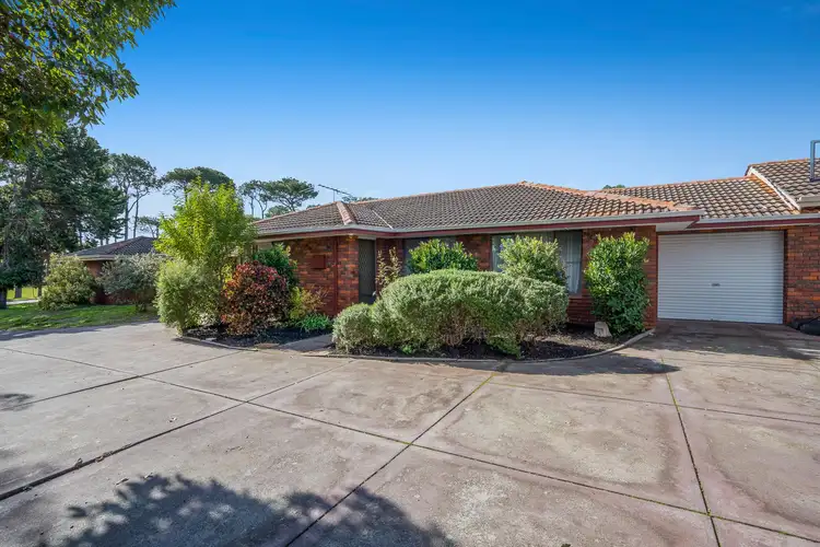 2/6 Kitchener Road, Melville WA 6156
