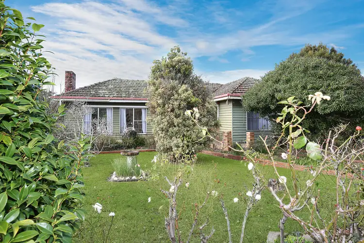 68 Victoria Street, Cobden VIC 3266