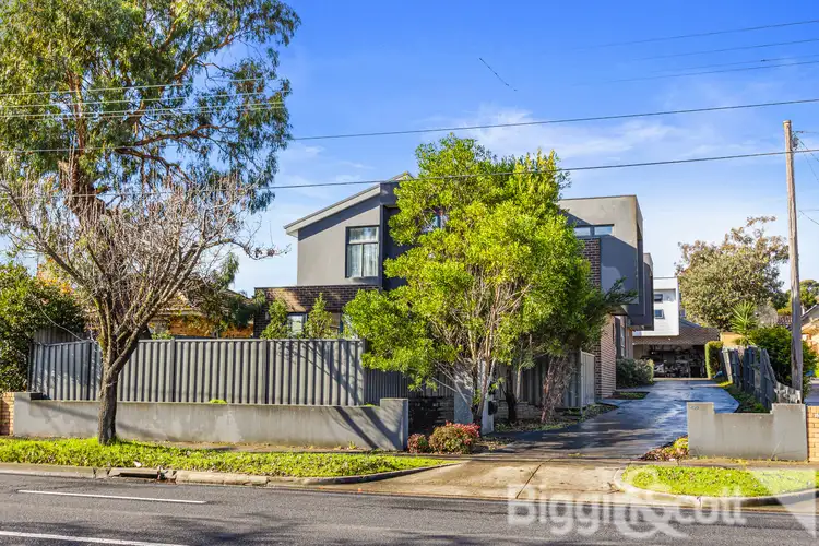 Main view of Homely townhouse listing, 1/496 Middleborough Rd, Blackburn VIC 3130