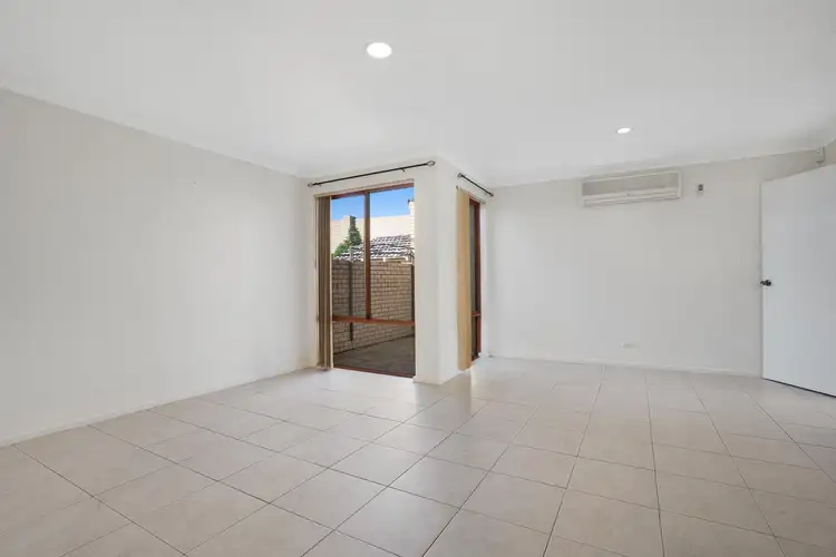 Fourth view of Homely unit listing, 4/12 Green Court, Kardinya WA 6163