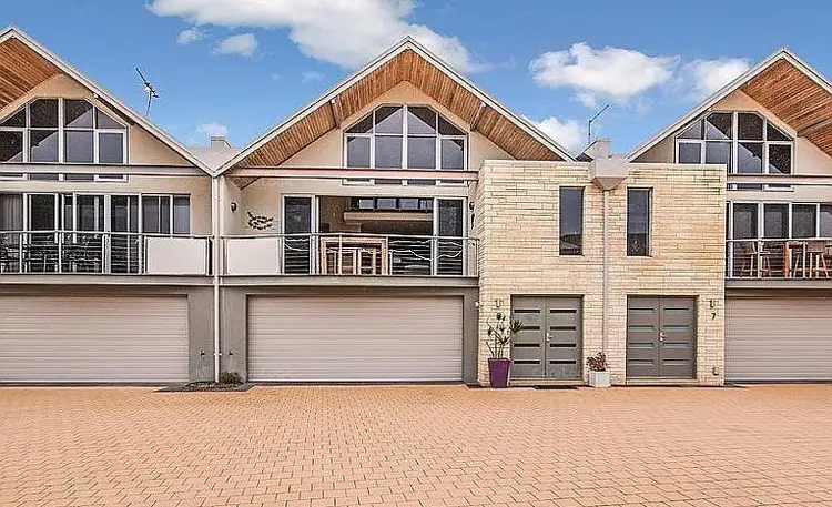 8/61 Jecks Street, Rockingham WA 6168
