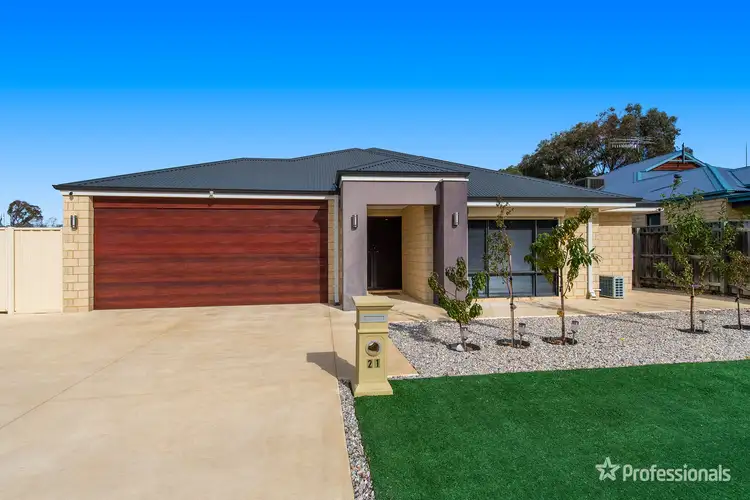 Second view of Homely house listing, 21 Glenelg Way, Meadow Springs WA 6210