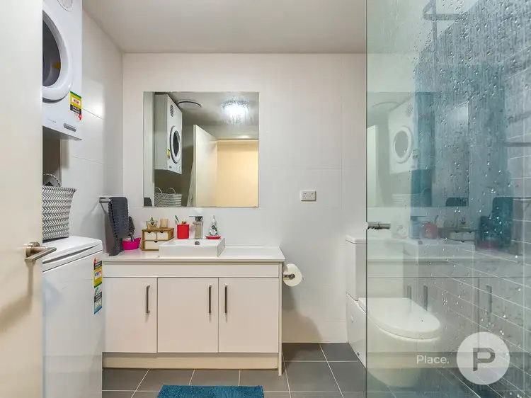 Sixth view of Homely apartment listing, 302/8 Kyabra Street, Newstead QLD 4006