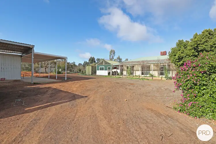 403 Sculthorpe Road, Nangiloc VIC 3494