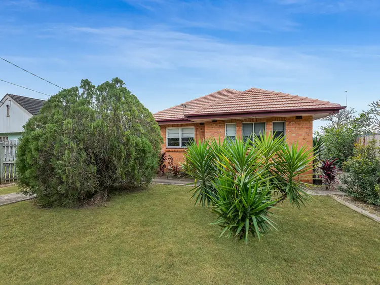 8 Toongarra Road, Leichhardt QLD 4305